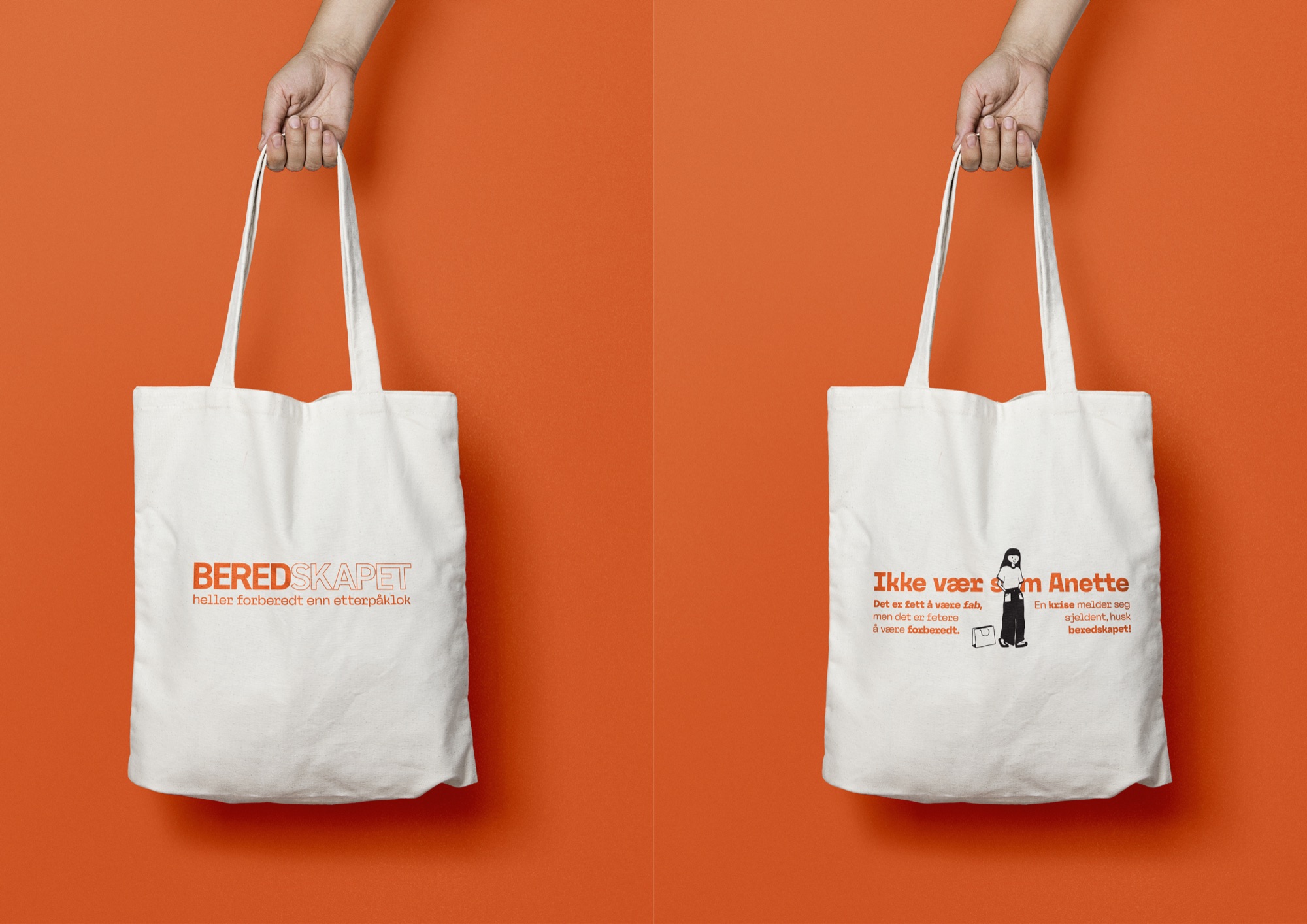 To tote-bags: én med logo, én med «Ikke vær som Anette»